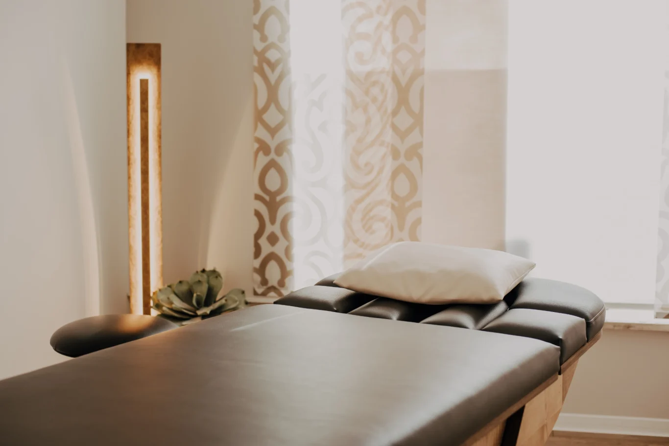 Behandlungszimmer in der Praxis für Osteopathie Lechfeld